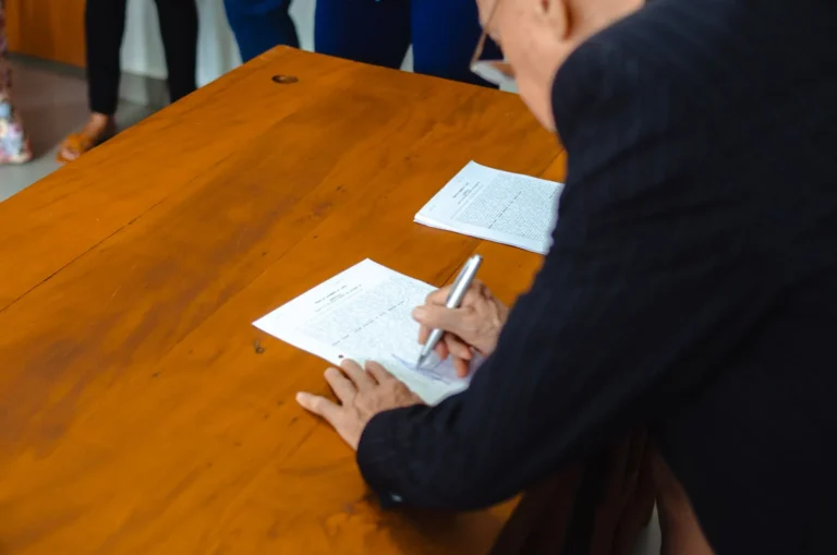 Légaliser un document pour la Chine : apostille et chaîne complète